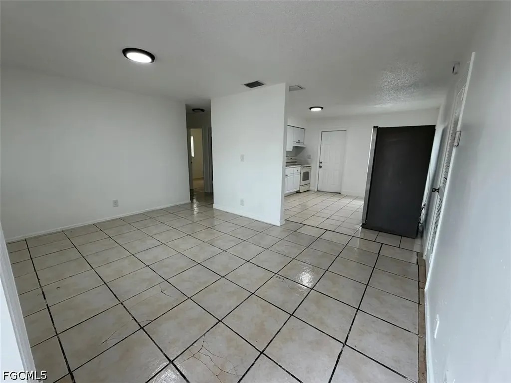 5413-5427 3rd Avenue Fort Myers FL 33907