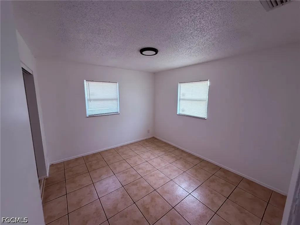 5413-5427 3rd Avenue Fort Myers FL 33907