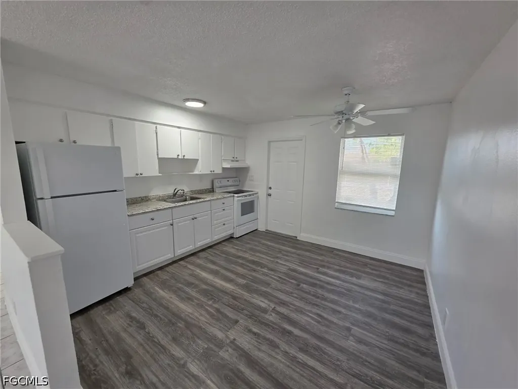 5413-5427 3rd Avenue Fort Myers FL 33907
