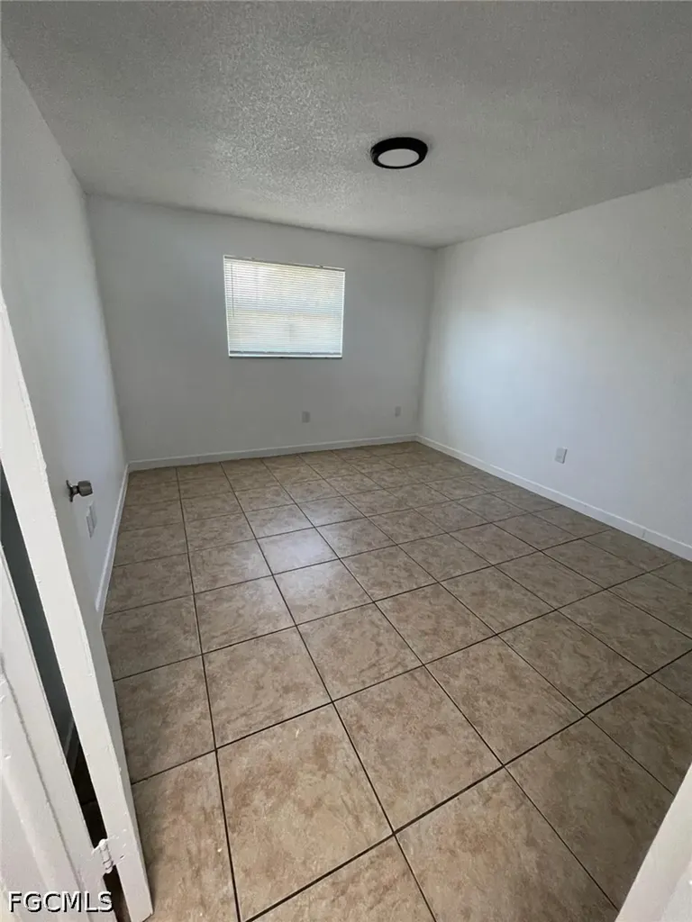 2148 Dora Street Fort Myers FL 33901
