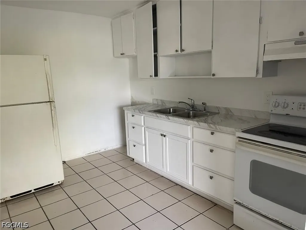 2148 Dora Street Fort Myers FL 33901