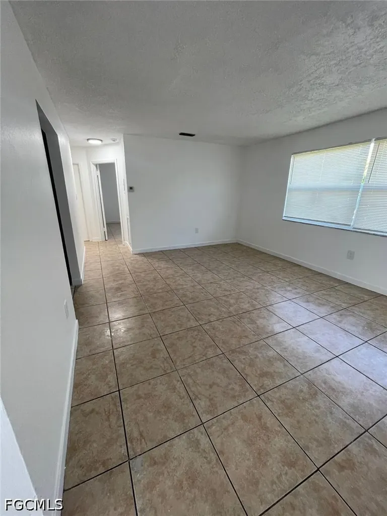 2148 Dora Street Fort Myers FL 33901
