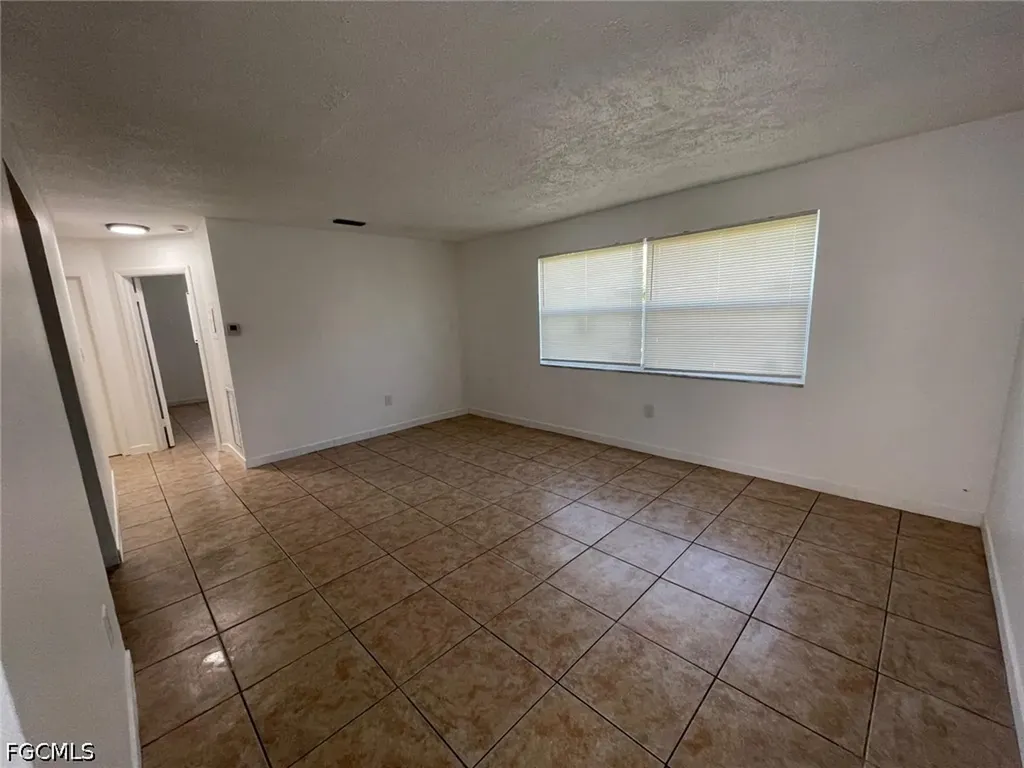 2148 Dora Street Fort Myers FL 33901