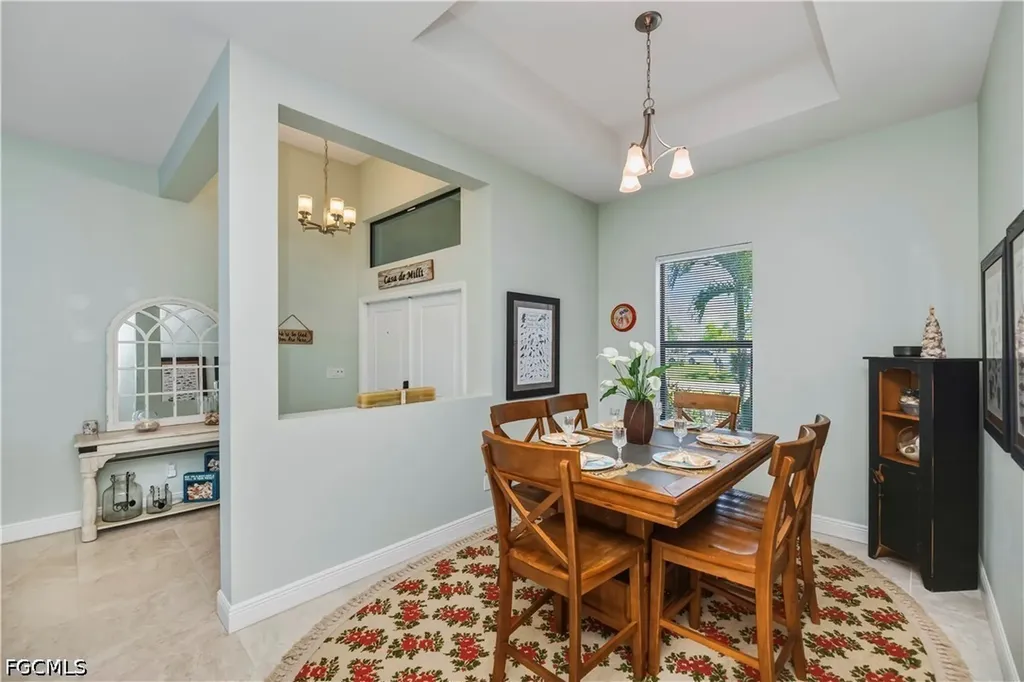 910 SW 12th Terrace Cape Coral FL 33991