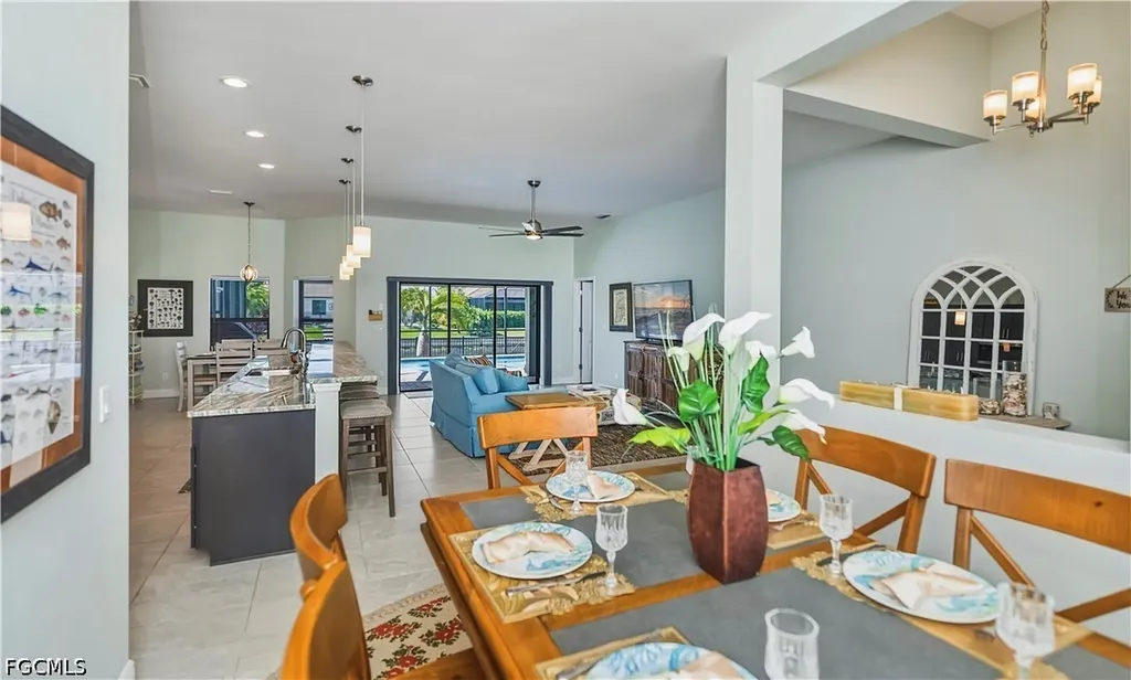 910 SW 12th Terrace Cape Coral FL 33991