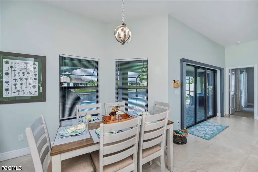 910 SW 12th Terrace Cape Coral FL 33991