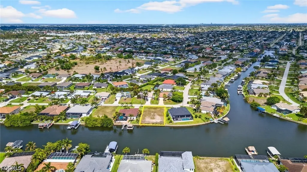 2856 SW 26th Place Cape Coral FL 33914