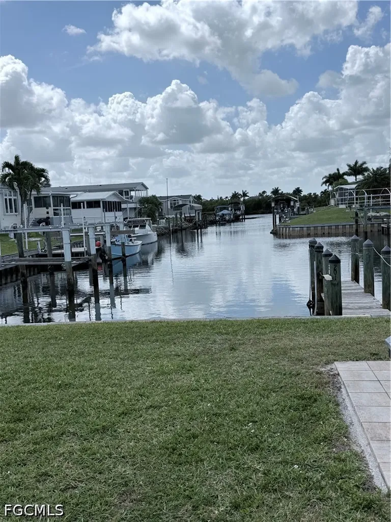 51 Amsterdam Avenue Punta Gorda FL 33950