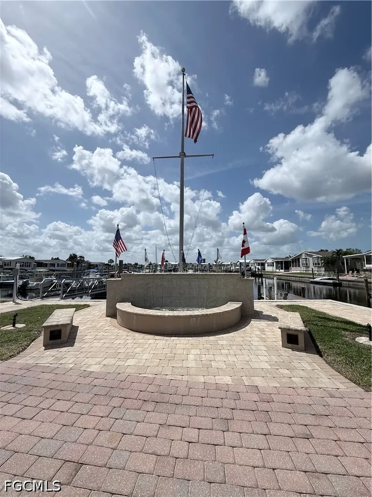 51 Amsterdam Avenue Punta Gorda FL 33950