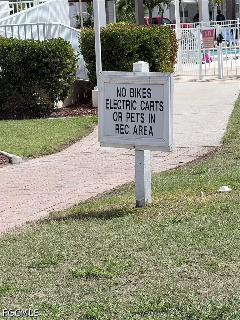 51 Amsterdam Avenue Punta Gorda FL 33950