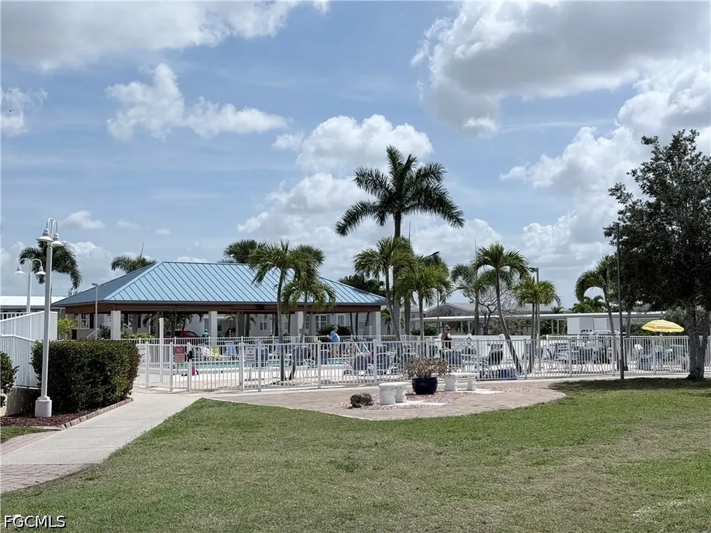 51 Amsterdam Avenue Punta Gorda FL 33950
