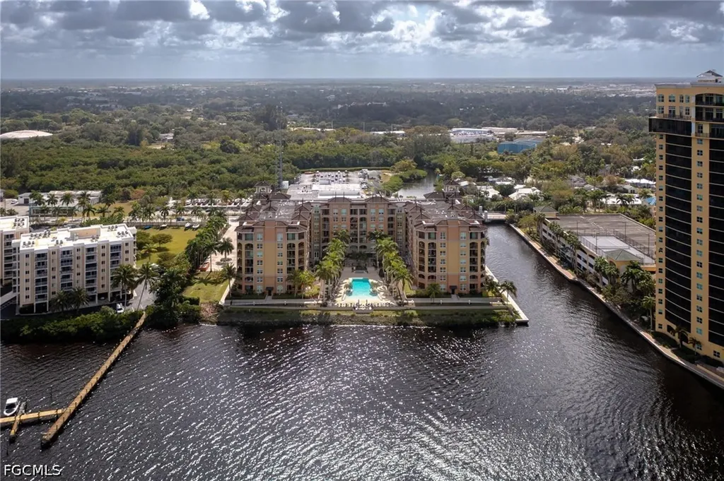 2825 Palm Beach Boulevard Fort Myers FL 33916