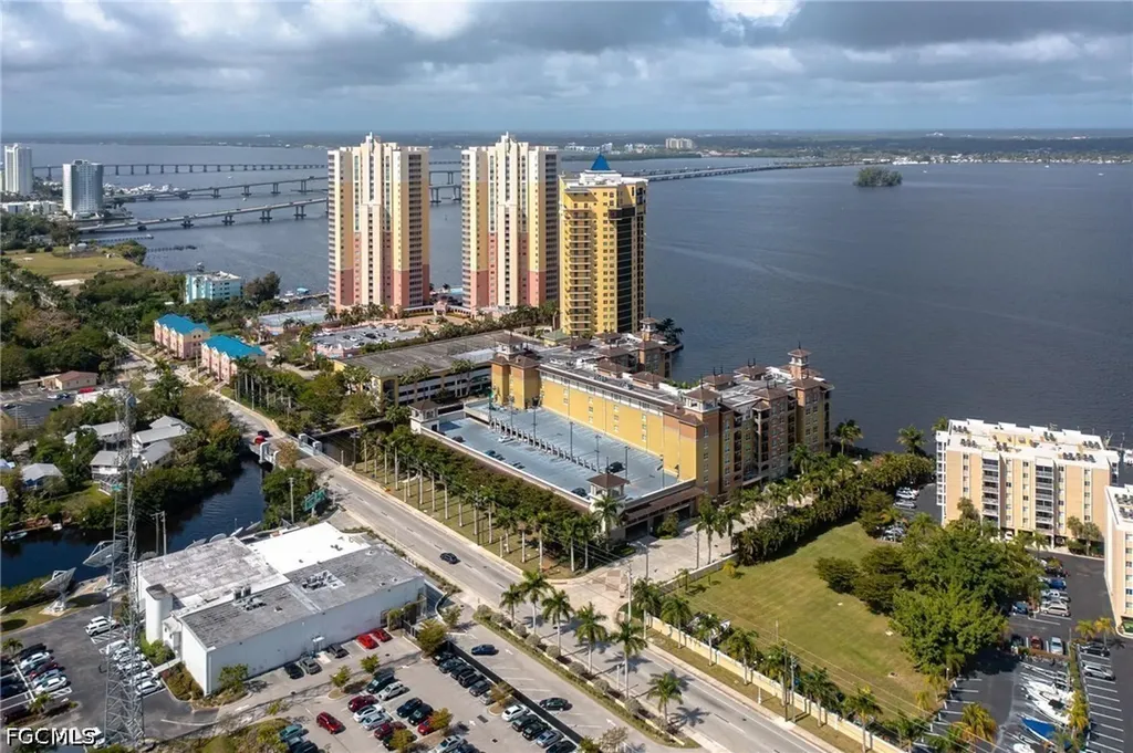 2825 Palm Beach Boulevard Fort Myers FL 33916