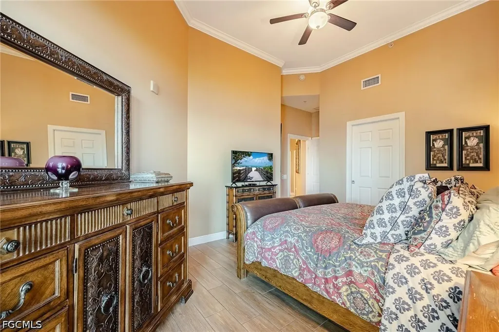 2745 1st Street Fort Myers FL 33916