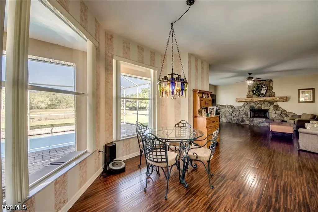 17090 Silver Panther Lane Fort Myers FL 33913