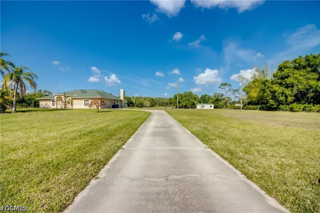 17090 Silver Panther Lane Fort Myers FL 33913