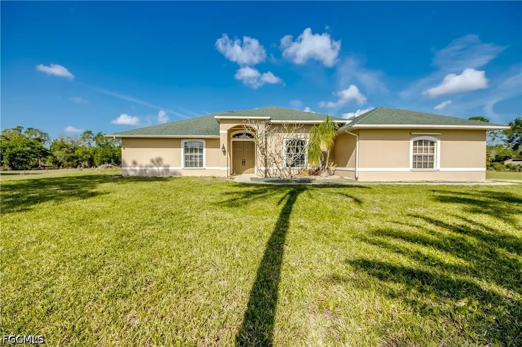 17090 Silver Panther Lane Fort Myers FL 33913