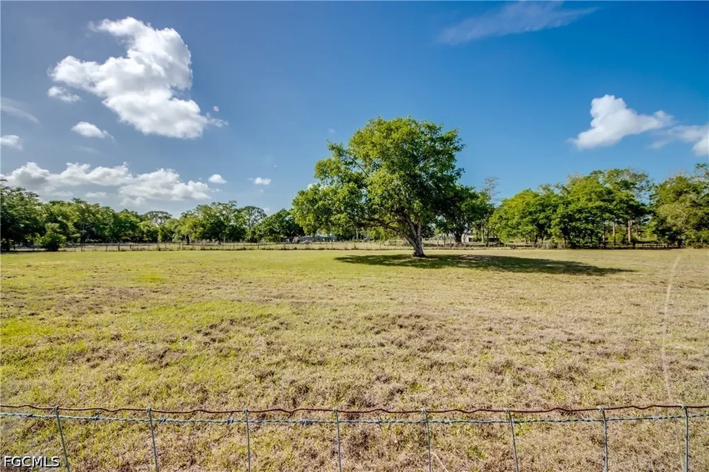 17090 Silver Panther Lane Fort Myers FL 33913