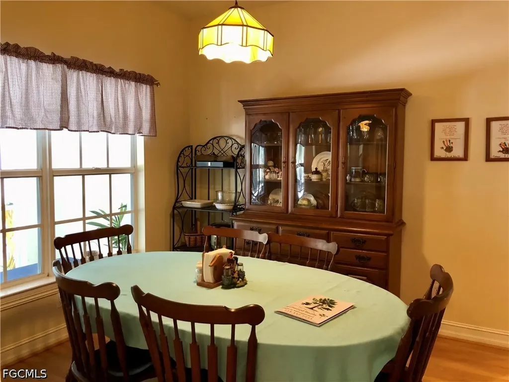 20100 Langford Road Alva FL 33920