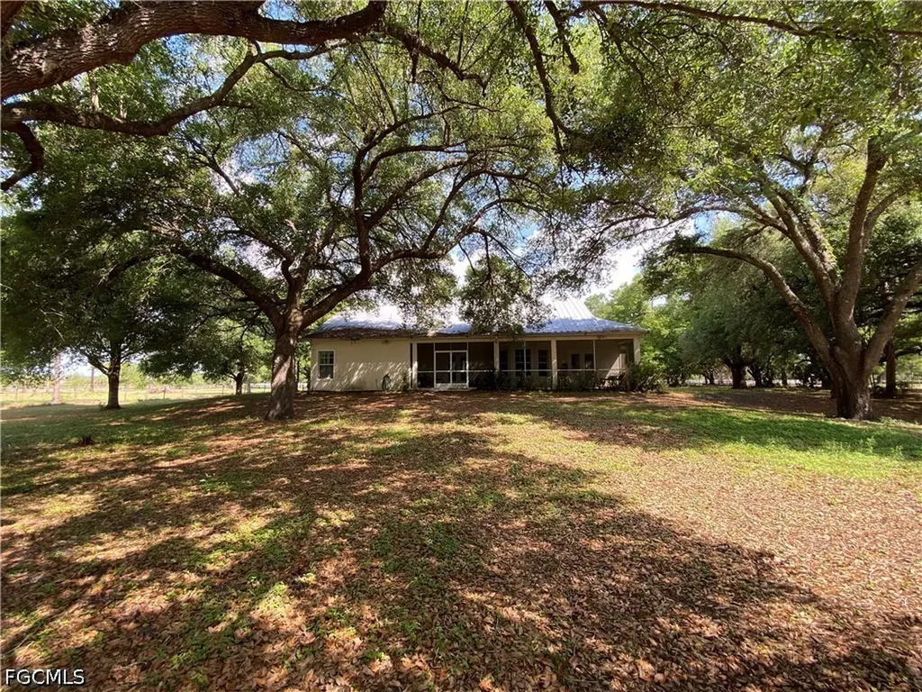 20100 Langford Road Alva FL 33920
