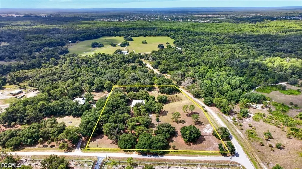 20100 Langford Road Alva FL 33920