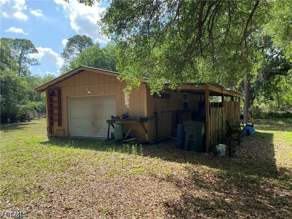 20100 Langford Road Alva FL 33920