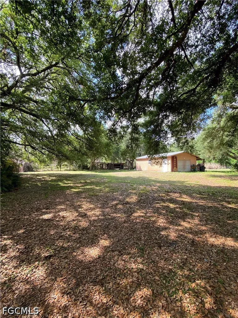20100 Langford Road Alva FL 33920