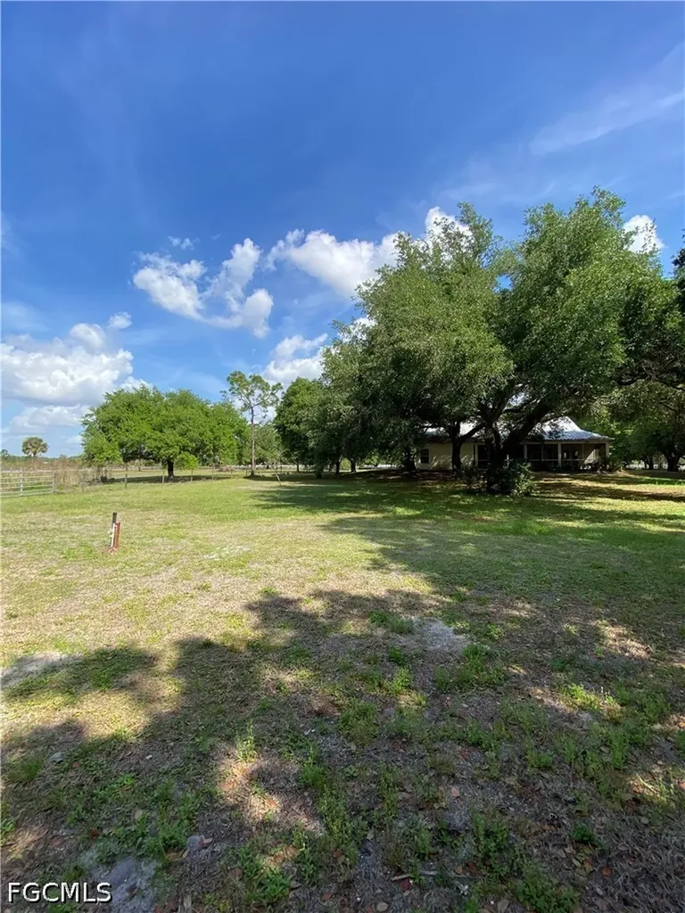 20100 Langford Road Alva FL 33920