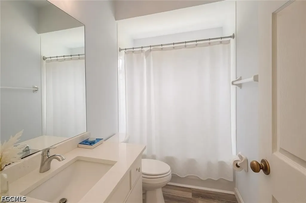 10700 Aqua Surf Court Estero FL 33928
