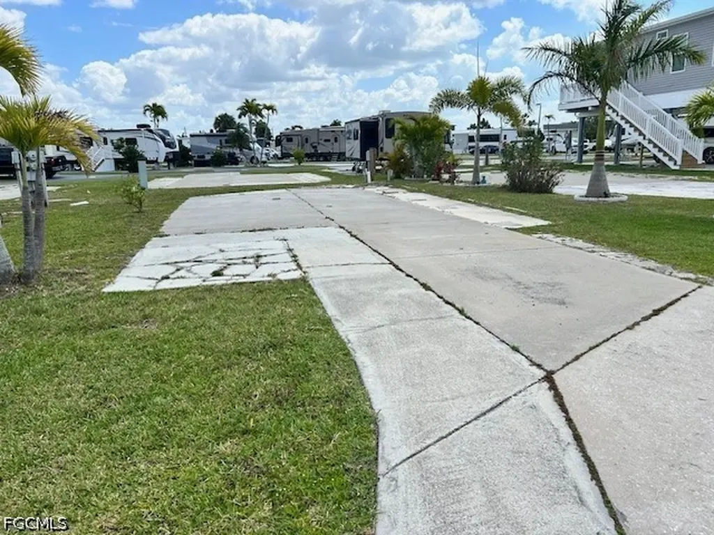 19681 Summerlin Road 282 Fort Myers FL 33908