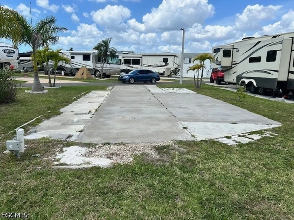 19681 Summerlin Road 282 Fort Myers FL 33908