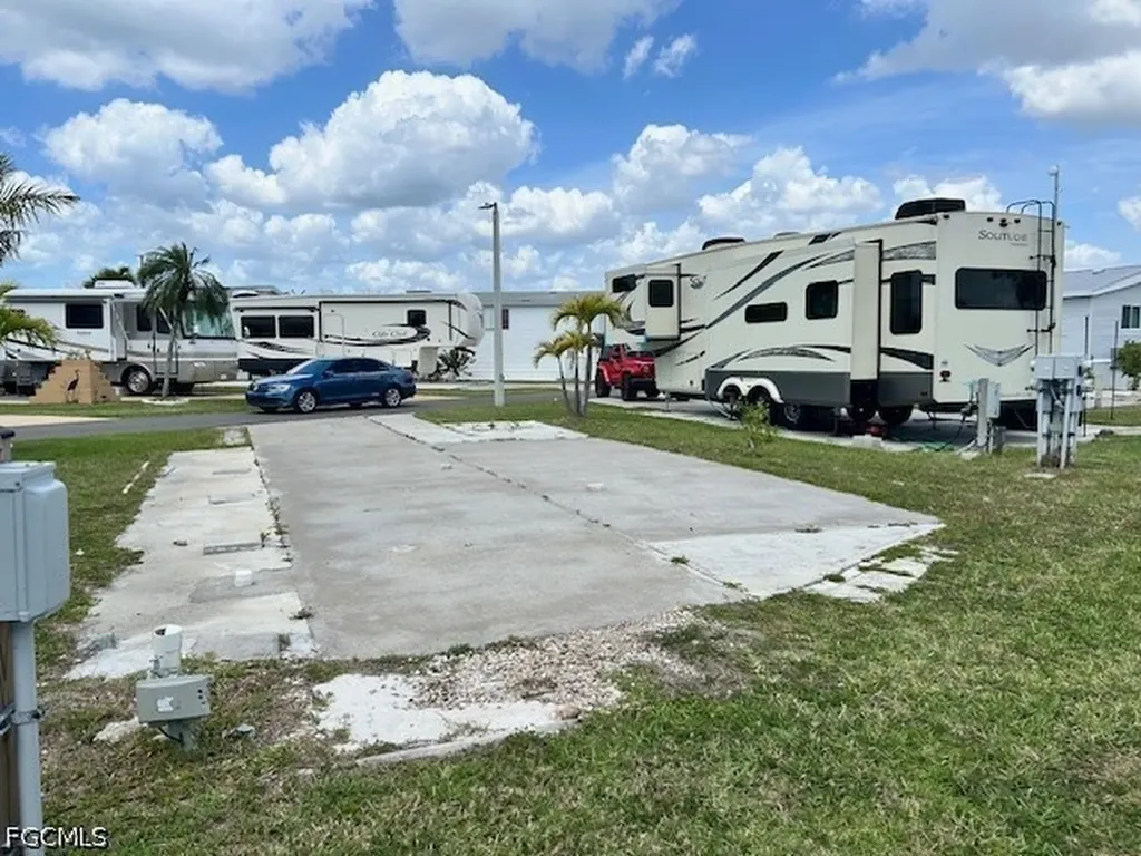 19681 Summerlin Road 282 Fort Myers FL 33908