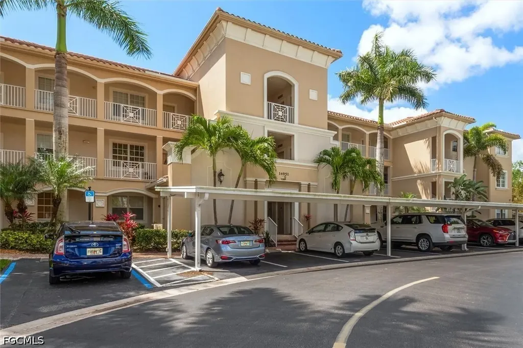 14951 Reflection Key Circle Fort Myers FL 33907
