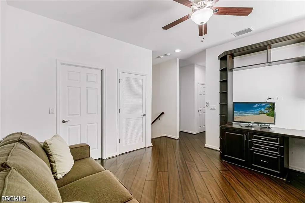 17088 Wrigley Circle Fort Myers FL 33908