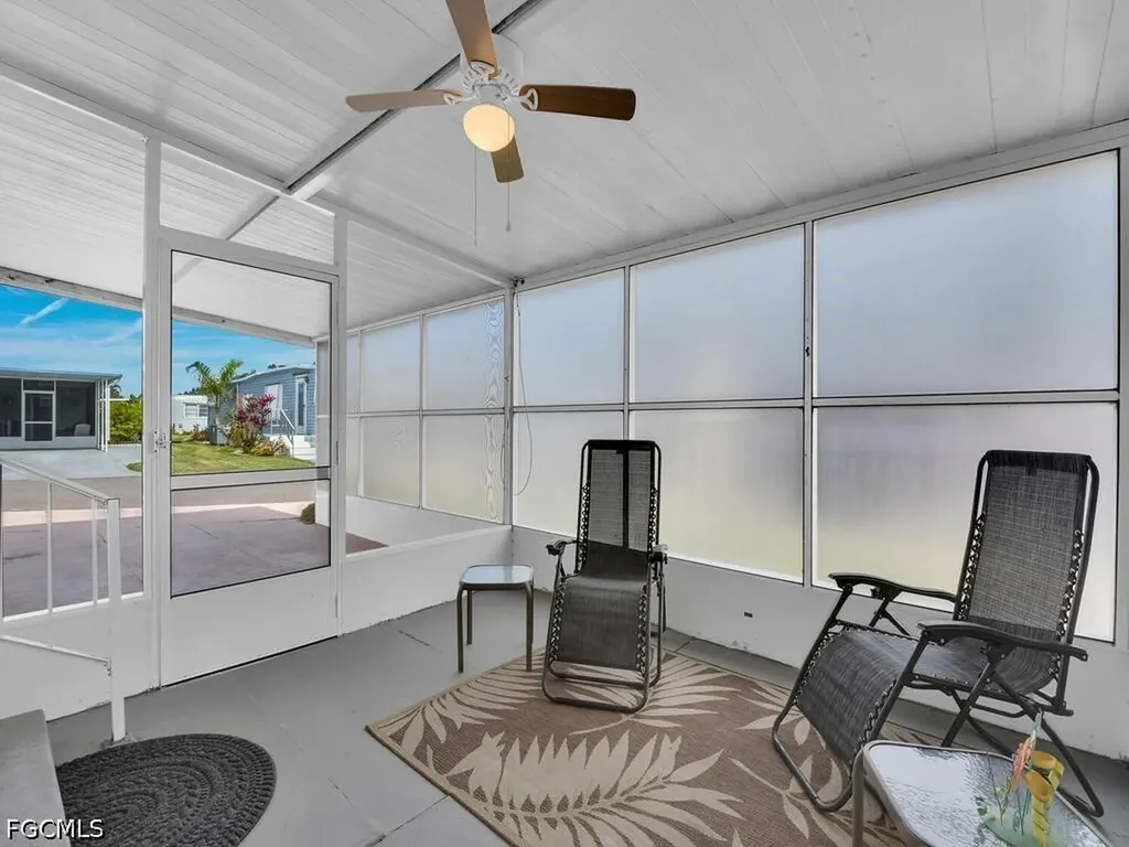 37 Channel Lane Fort Myers FL 33905