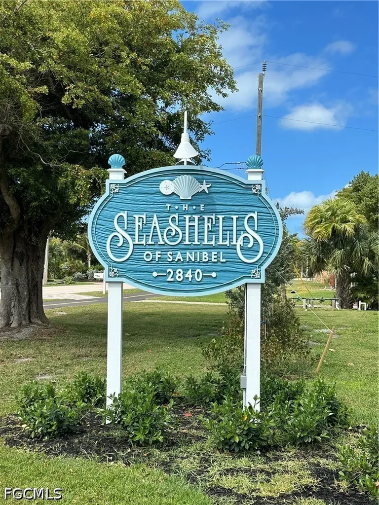 Sanibel FL, 2840 W Gulf Drive, Unit 38