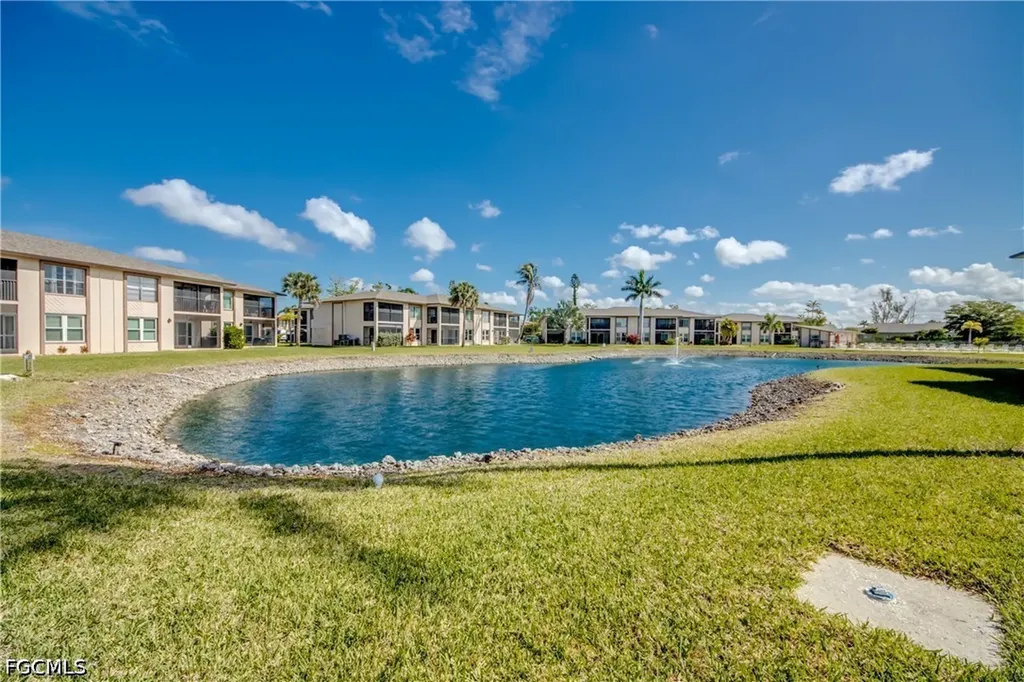 16881 Davis Road Fort Myers FL 33908