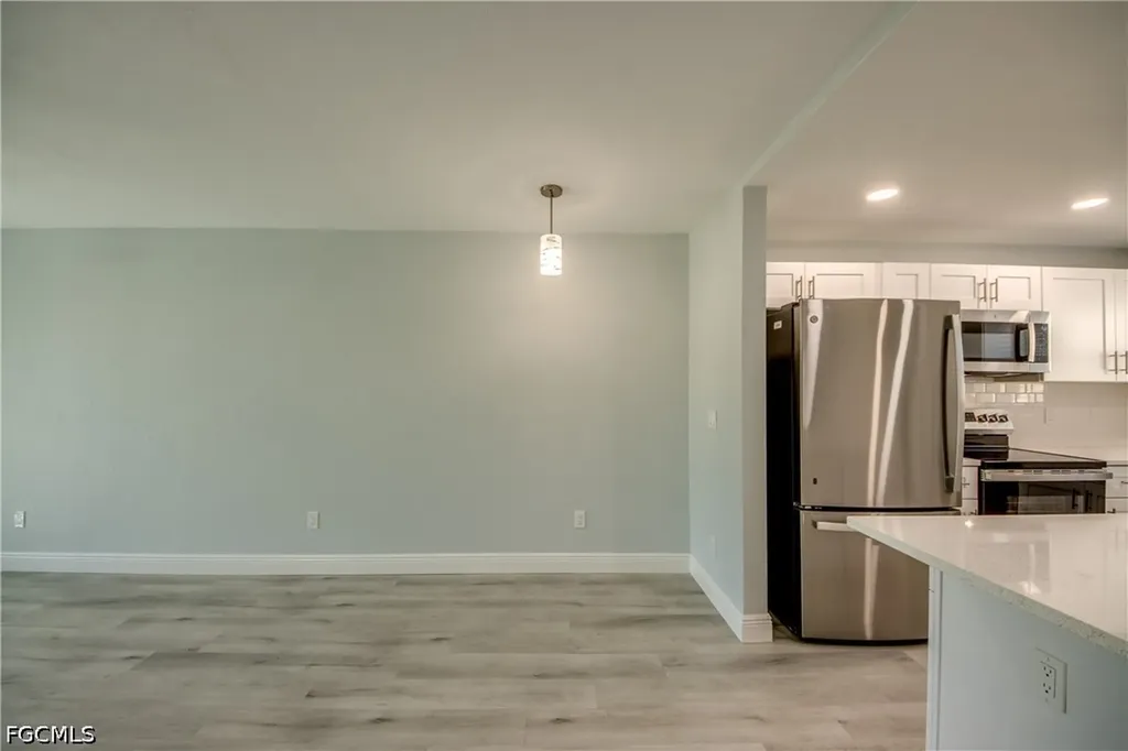 16881 Davis Road Fort Myers FL 33908