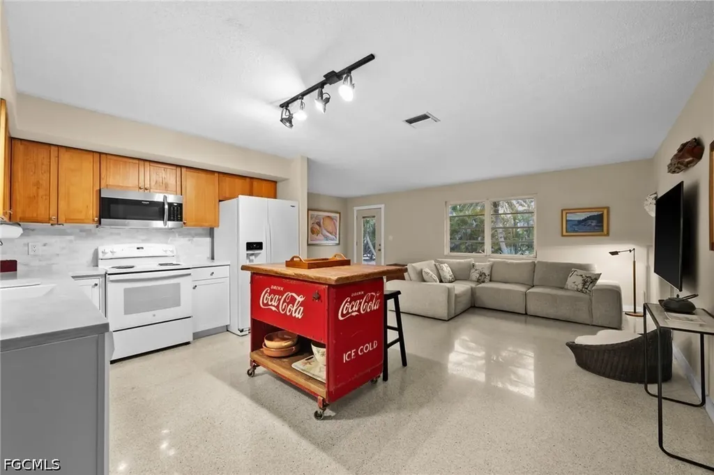 2331 Lemon Street St. James City FL 33956