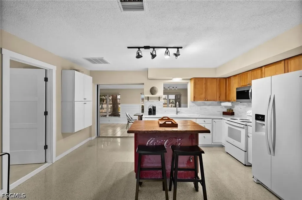 2331 Lemon Street St. James City FL 33956
