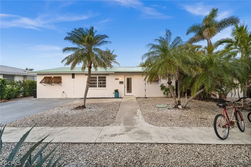 2331 Lemon Street St. James City FL 33956