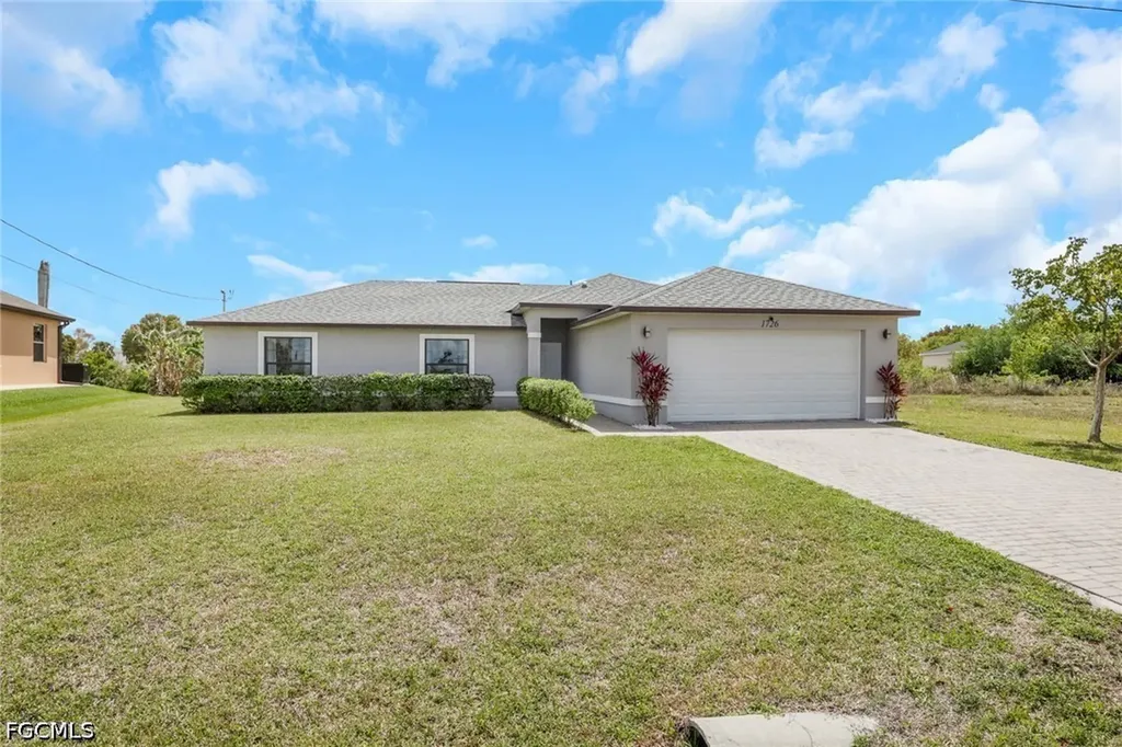 1726 NE 10th Lane Cape Coral FL 33909