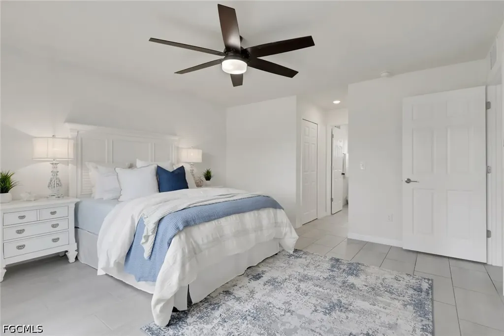 1726 NE 10th Lane Cape Coral FL 33909