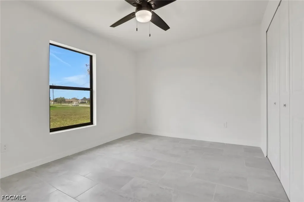 1726 NE 10th Lane Cape Coral FL 33909