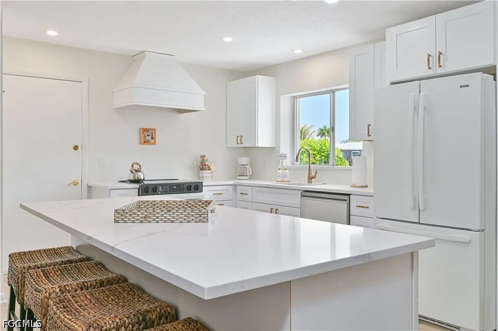 4520 SE 9th Avenue Cape Coral FL 33904