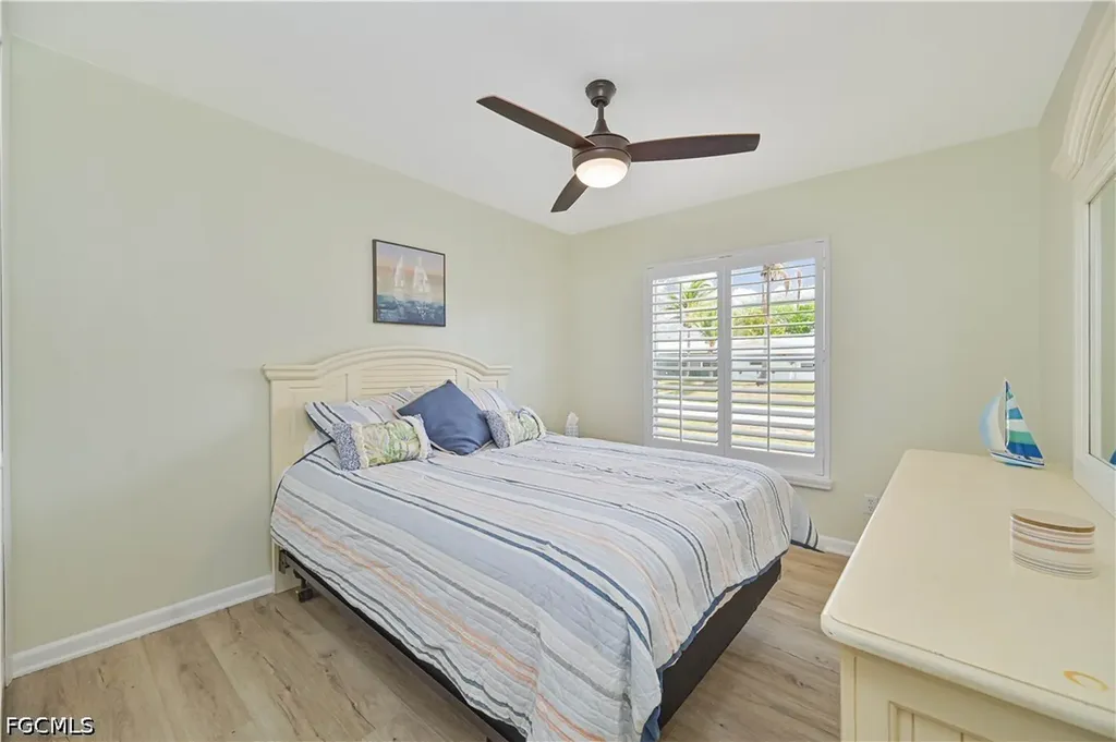 4520 SE 9th Avenue Cape Coral FL 33904