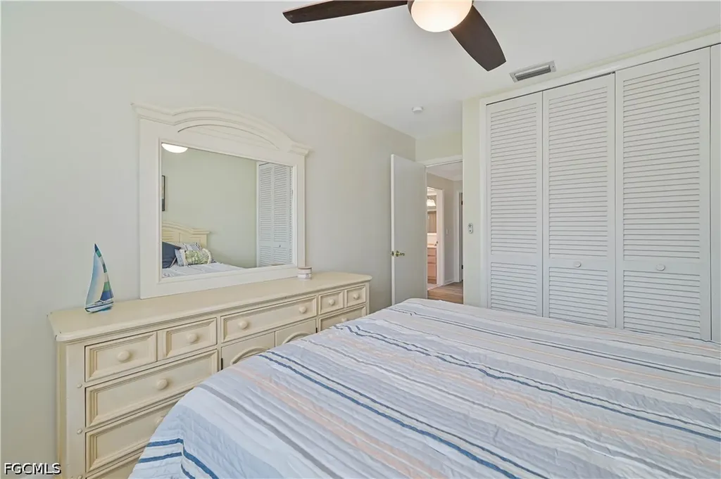4520 SE 9th Avenue Cape Coral FL 33904