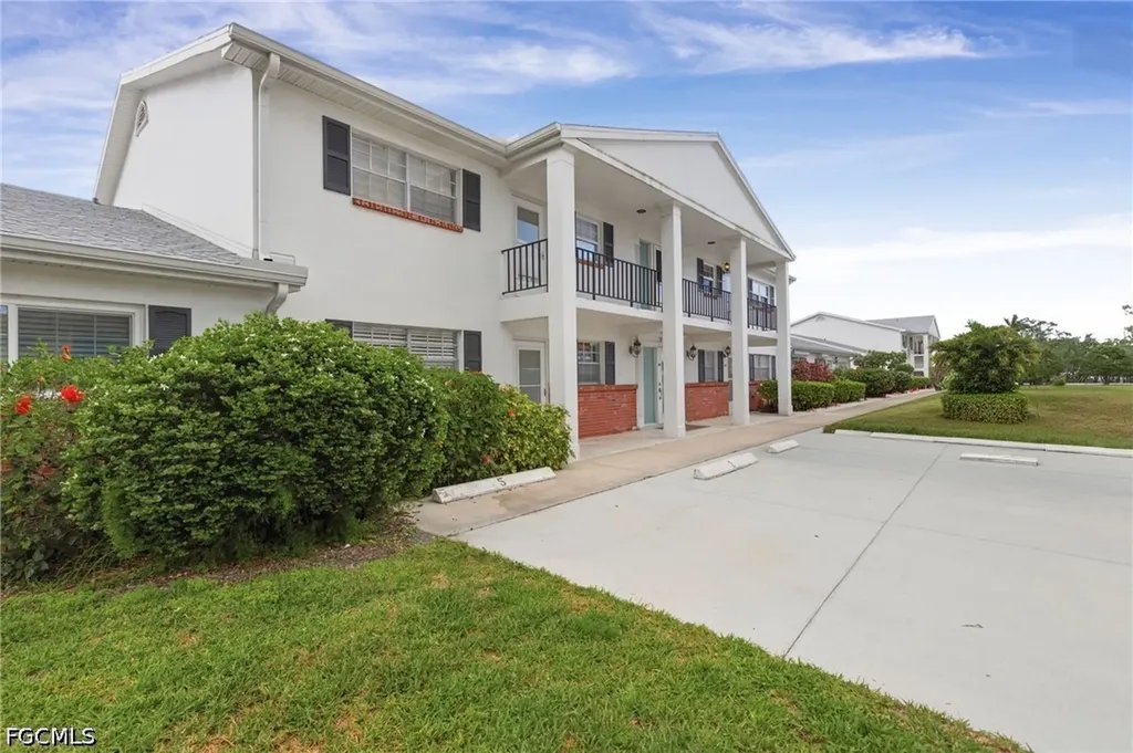 1490 Memoli Lane Fort Myers FL 33919