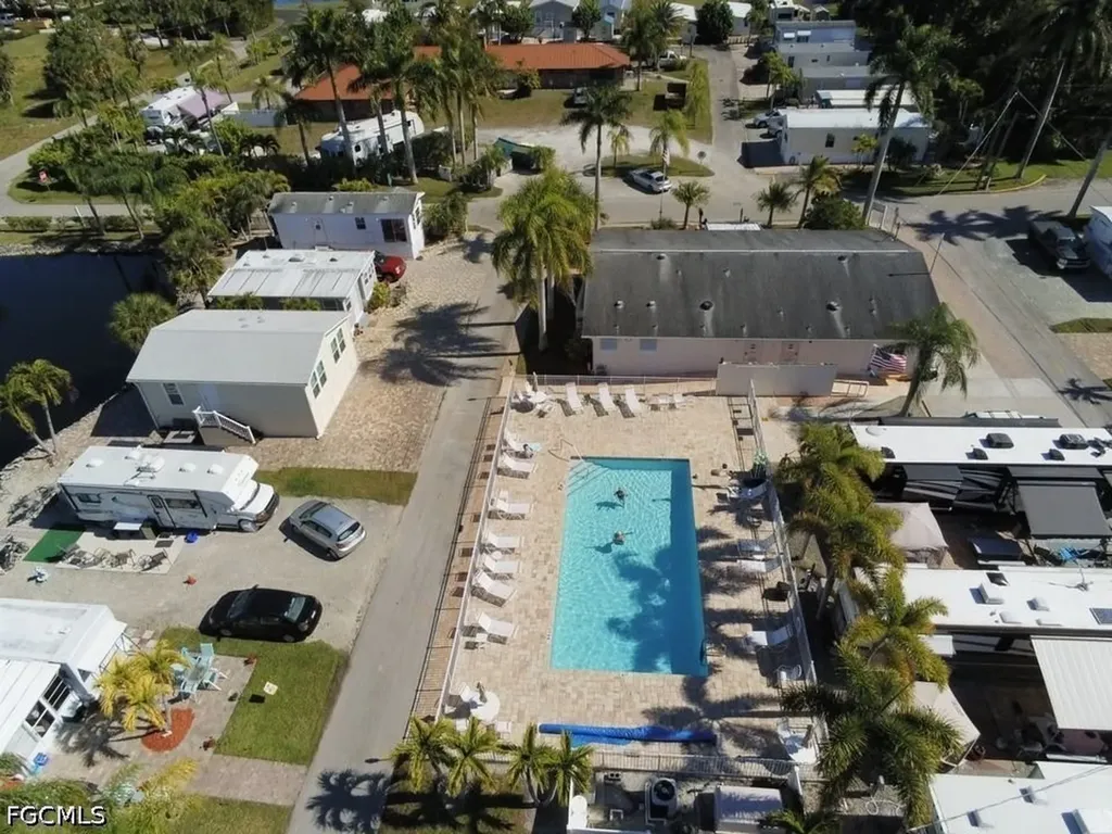 3719 Peppermint Way Bonita Springs FL 34134
