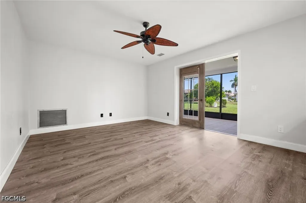 706 SW 51st Terrace Cape Coral FL 33914